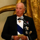 Kongen talte under gallamiddagen. Foto: Lise Åserud, NTB scanpix